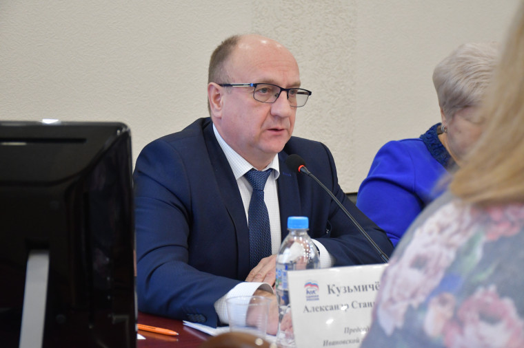 Владимир Шарыпов: «Бюджет города на 2024 год ориентирован на развитие».